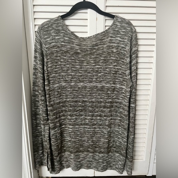 Miami Sweater - Picture 2 of 5